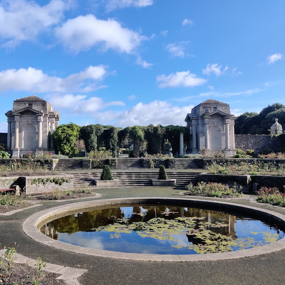 War Memorial Gardens