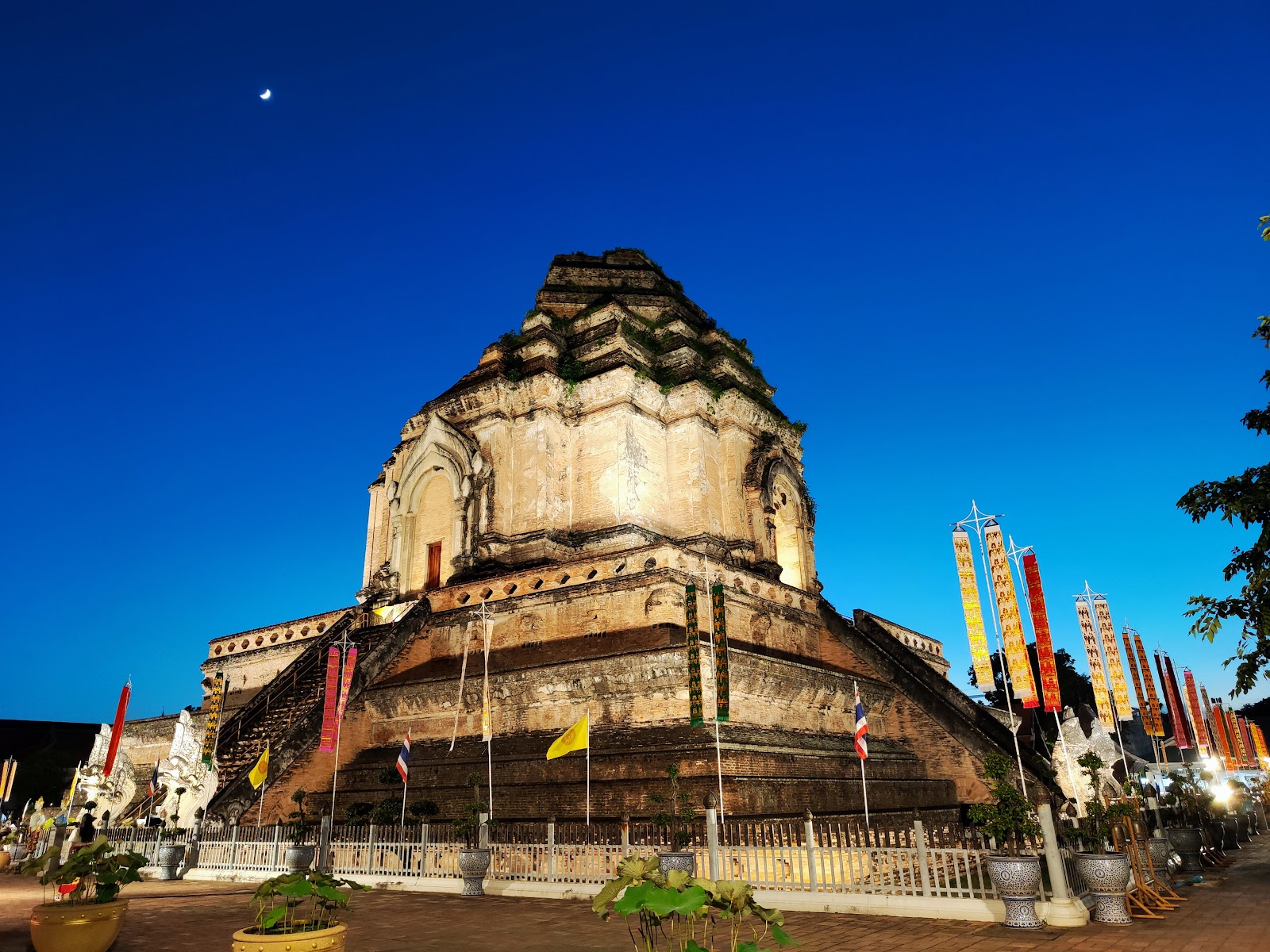 Wat Chedi Luang Varavihara